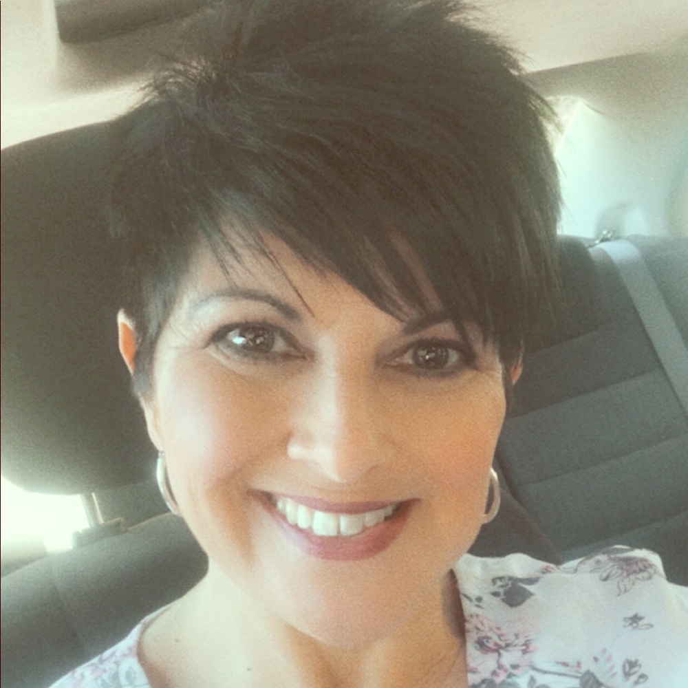 Meet your Posher, Kimberly